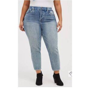 Torrid Mom Jean Straight Premium Classic Denim High-Rise Jean Size 14 Regular